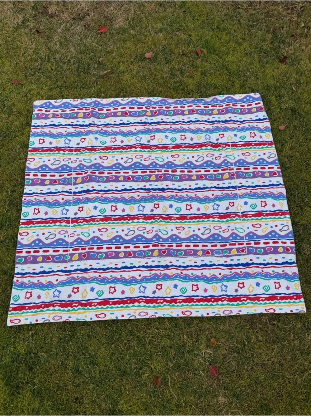 Vintage 90s Baby Blanket Bright Colorful Fish Hearts Shapes Primary Colors 36x41